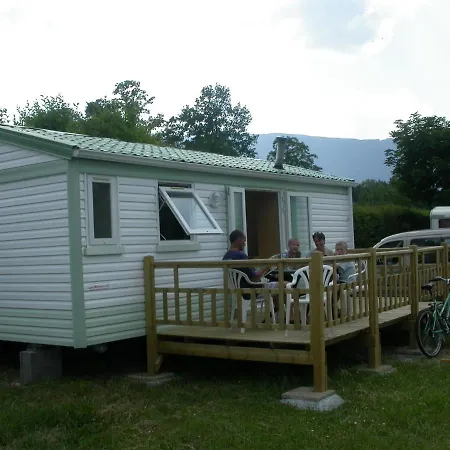 Camping Les Champs Fleuris Kemp 3*