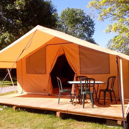 Kemp Camping Les Champs Fleuris Duingt