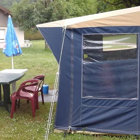 Camping Les Champs Fleuris 3* Duingt